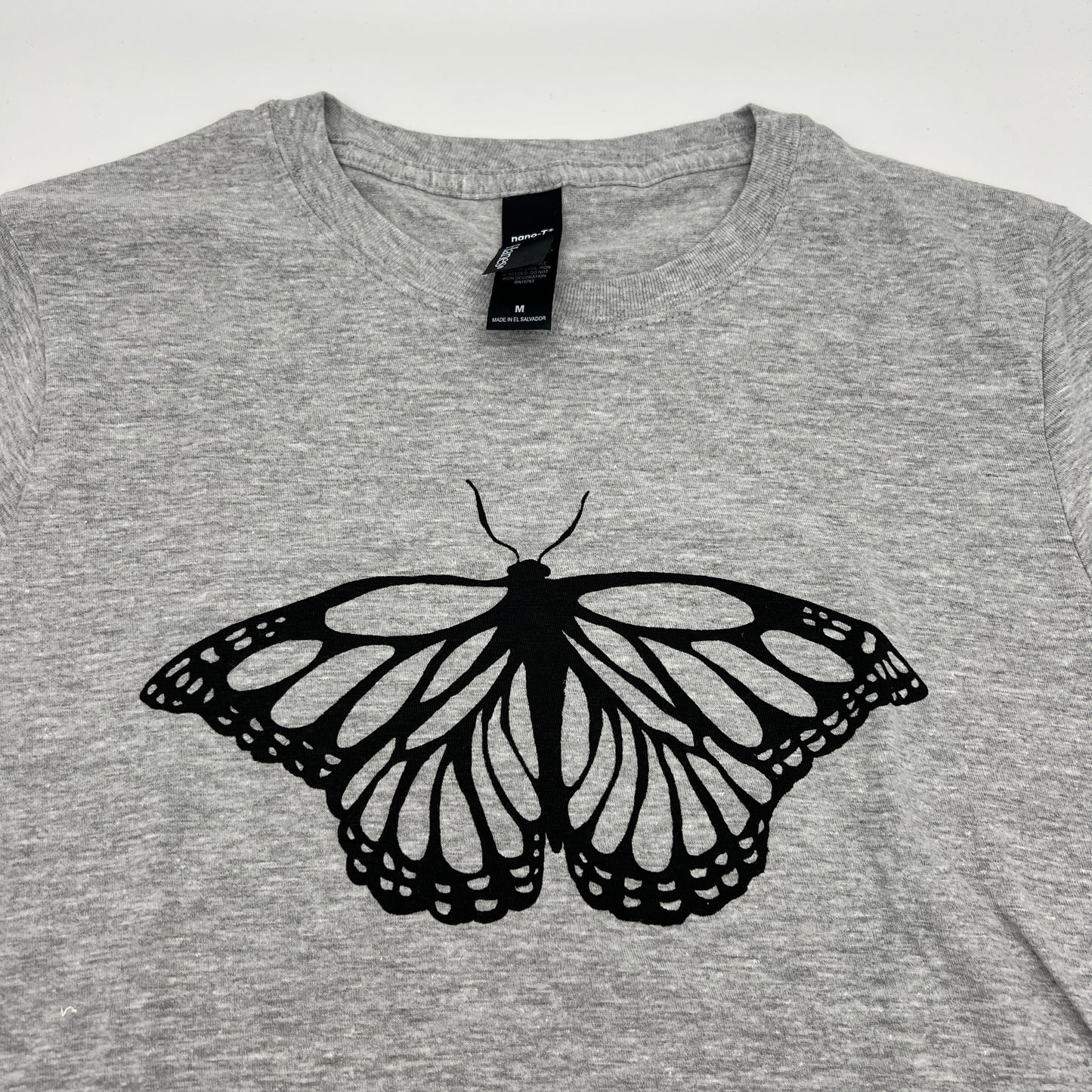 Monarch (on grey) - Youth