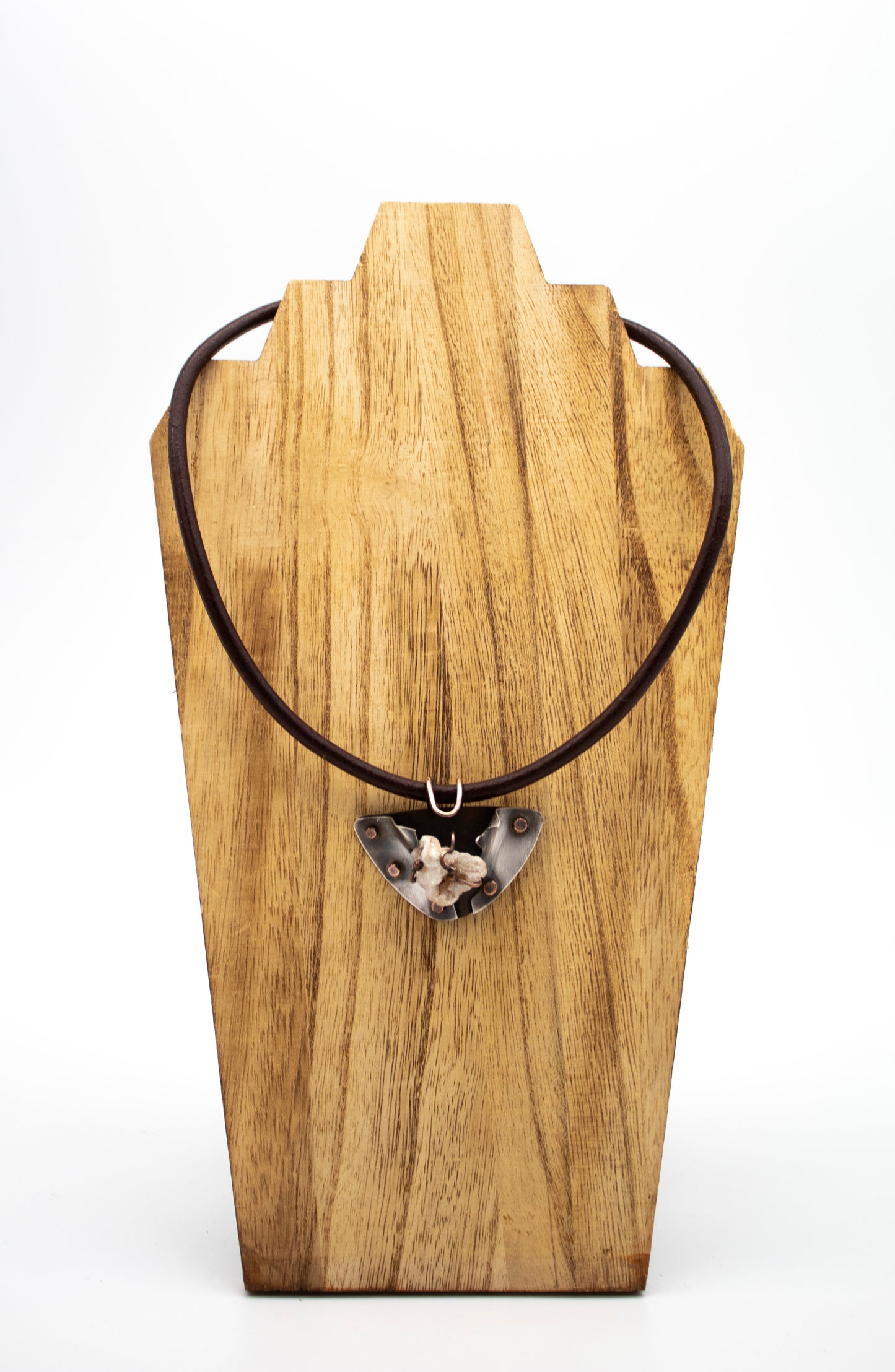 Copper/Leatherstrap Silver Geode Necklace