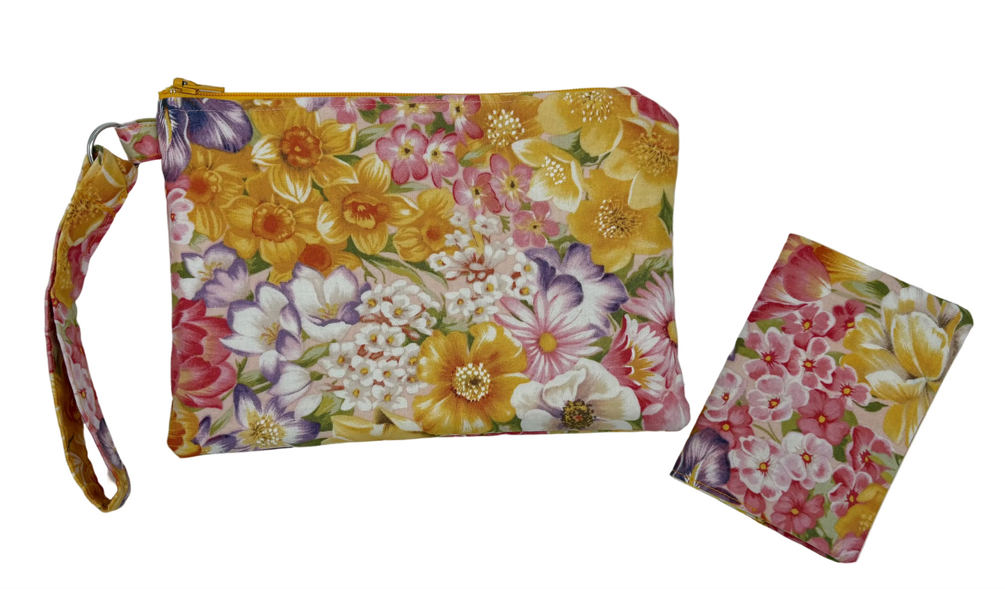Floral Wristlet w/ notebook