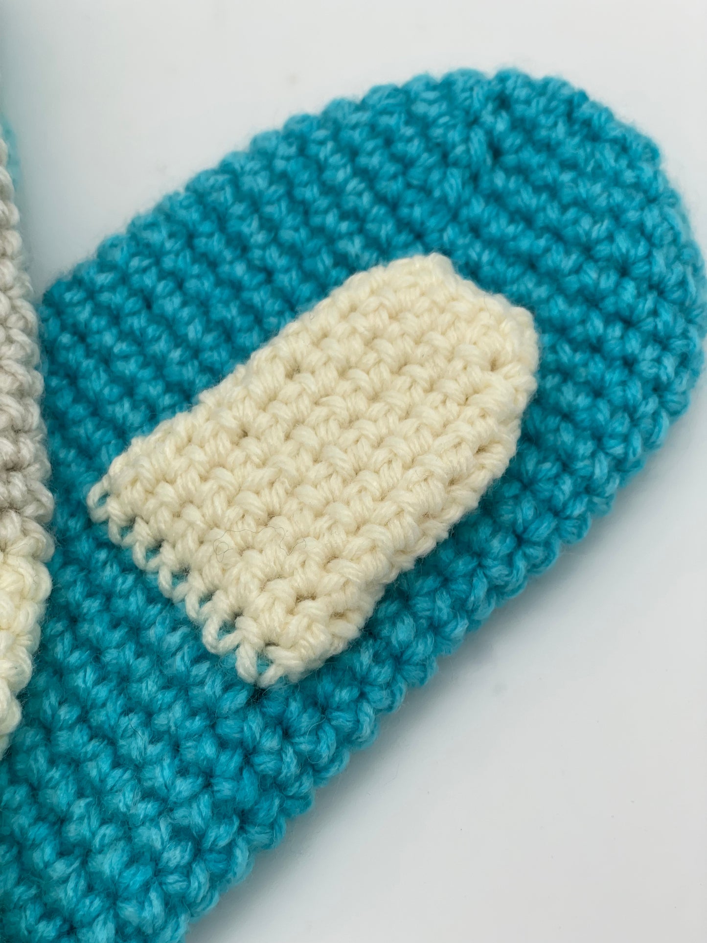 Hand Knit Acrylic Mittens