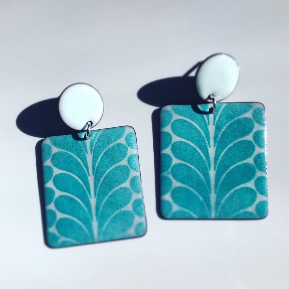 10-23 Enameling with Stencils: Expanding Your Enamel Designs