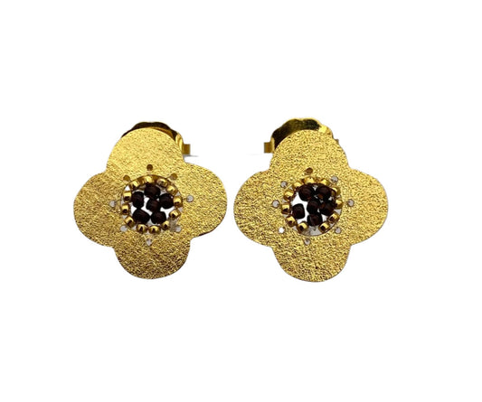 Flower with Onyx Earrings