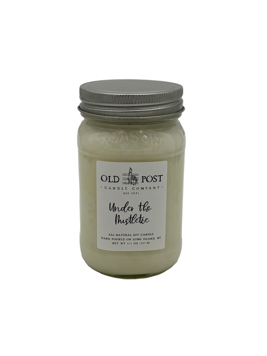 16 oz. Under the Mistletoe Candle